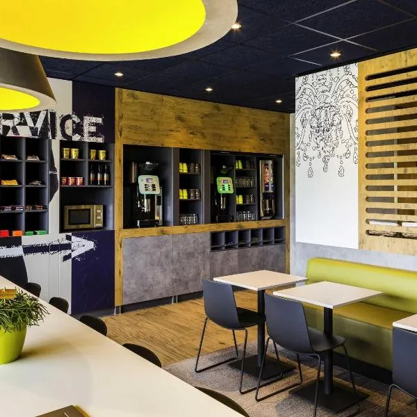 ibis budget Stein Maastricht，位于Stein的酒店