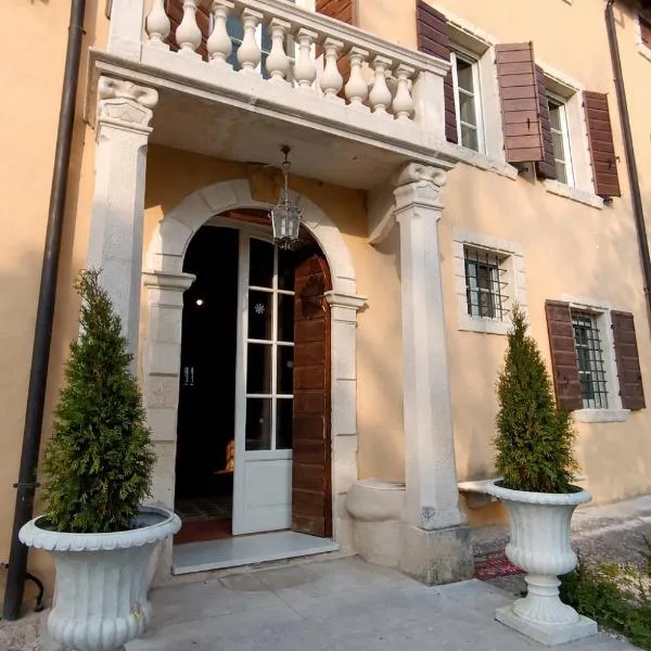 Villa Dorigny Dimora Storica con Giardino e Parcheggio Gratuito，位于维罗纳的酒店
