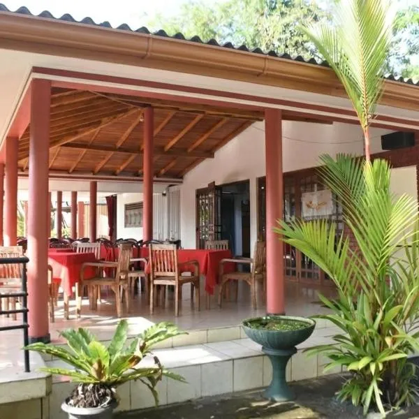 Mount Crest Inn Deniyaya，位于代尼耶耶的酒店