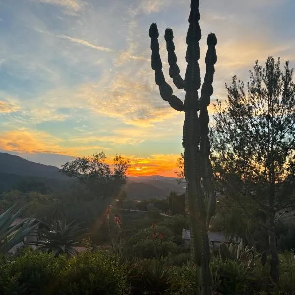 Painted sky casita，位于圣地亚哥的酒店