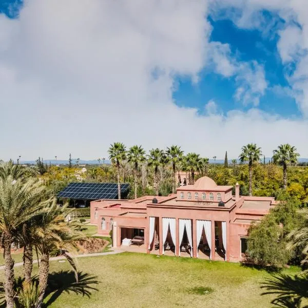 Dar Kamango - Marrakech Peaceful Retreat，位于马拉喀什的酒店