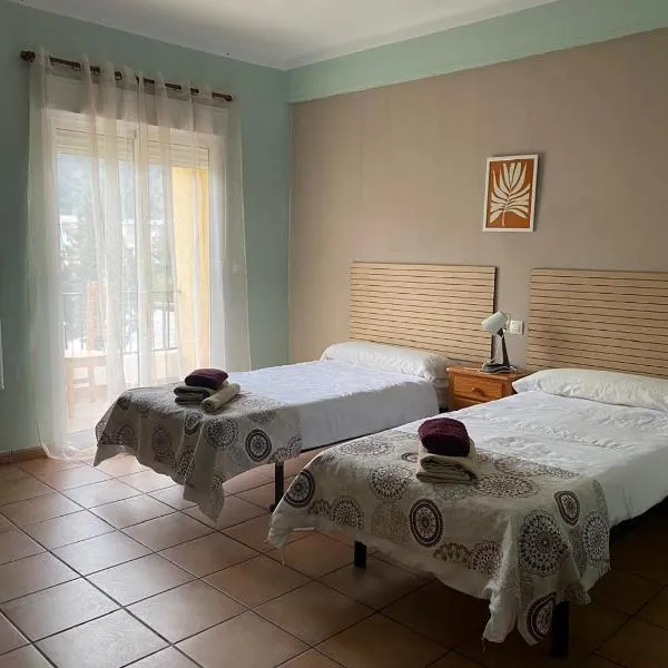 Hotel Move Espadan，位于Azuébar的酒店