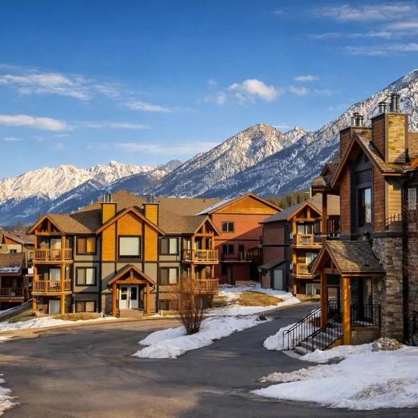 Summit View Alpine Retreat，位于镭温泉的酒店