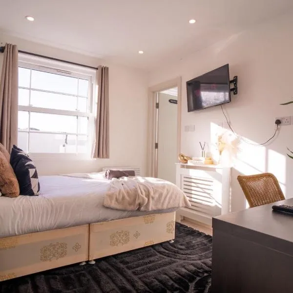 Snug studio near Gatwick，位于萨顿的酒店