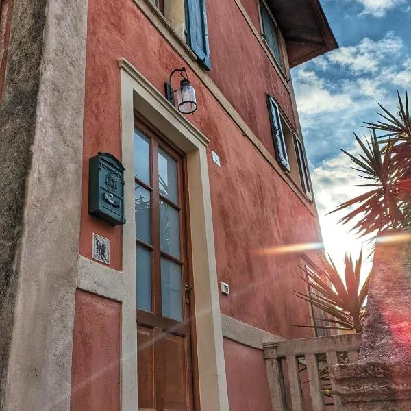 Casa Valle - Lago di Garda，位于布雷佐内加尔达的酒店