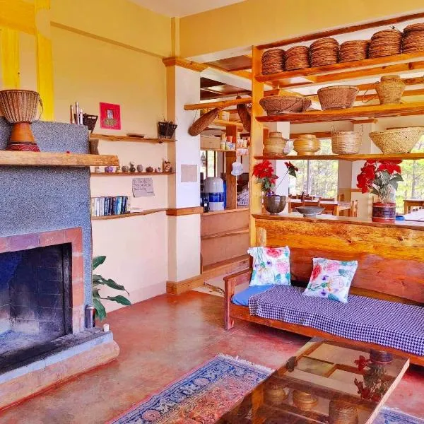 Best Bed and Breakfast with Sunrise & Mountain View!，位于萨加达的酒店