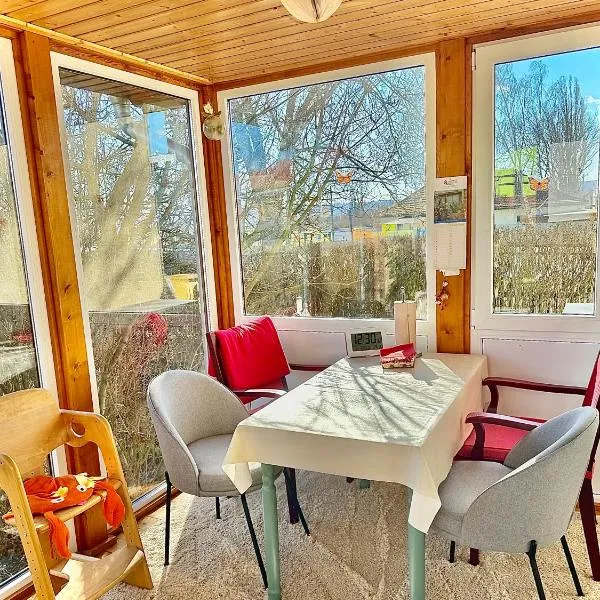 Ferienwohnung Juttchen，位于Roßleben的酒店