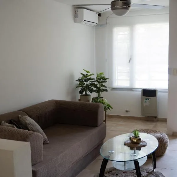 Duplex Moderno en Chascomus，位于查斯科穆斯的酒店