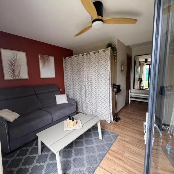 Cosy studio Noha，位于托农莱班的酒店