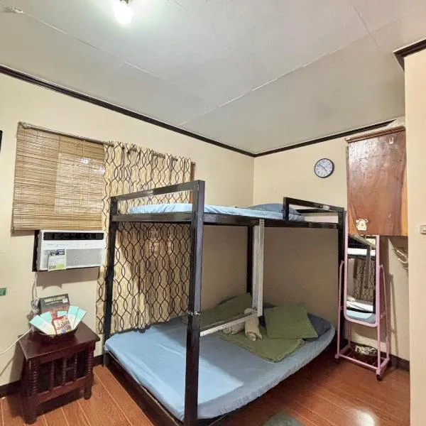 Maru Vibe Guest house near Urbiztondo，位于圣胡安的酒店