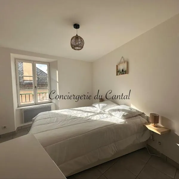 Murat - La petite maison Murataise，位于米拉的酒店