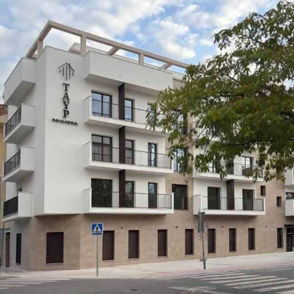 TAYP Navalmoral Apartamentos，位于纳瓦尔莫拉尔德拉马塔的酒店