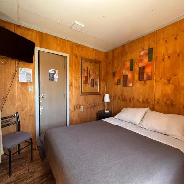 Hotel de la Costa，位于塔尔卡瓦诺的酒店