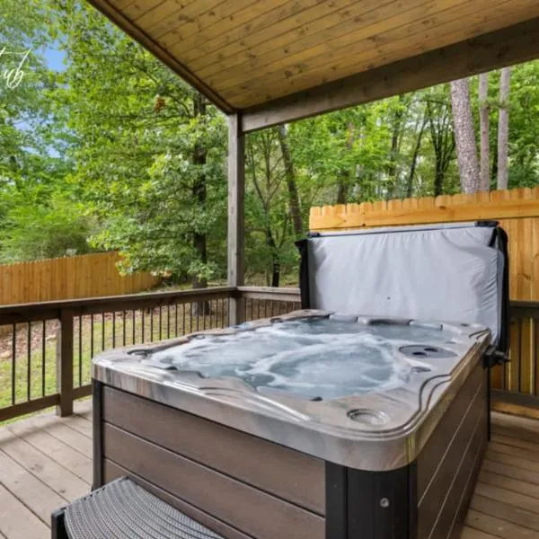 Escape to Tranquility - Hot Tub - BBQ - Pets，位于布罗肯鲍的酒店