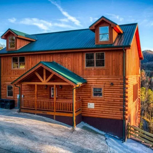 Paradise Pointe Pool Lodge by Beyond Expectations，位于赛维尔维尔的酒店