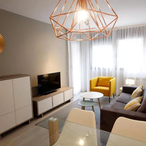 Apartamentos Real Lleida，位于莱里达的酒店