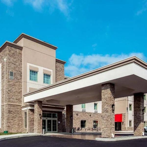 Comfort Suites Fishkill near Interstate 84，位于菲什基尔的酒店