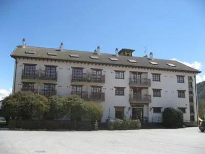 安纳亚酒店，位于蓬特拉雷纳德哈卡的酒店