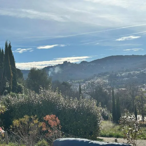 Villa Lésina Bed & Breakfast，位于阿普特的酒店