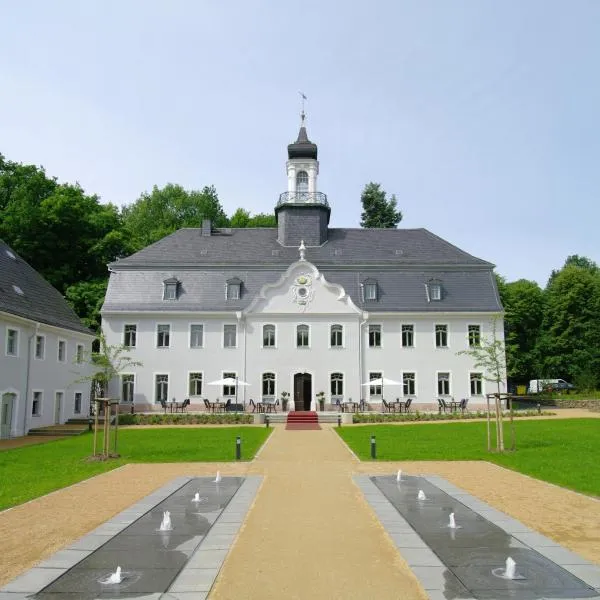 拉本斯泰因城堡酒店，位于Neukirchen的酒店
