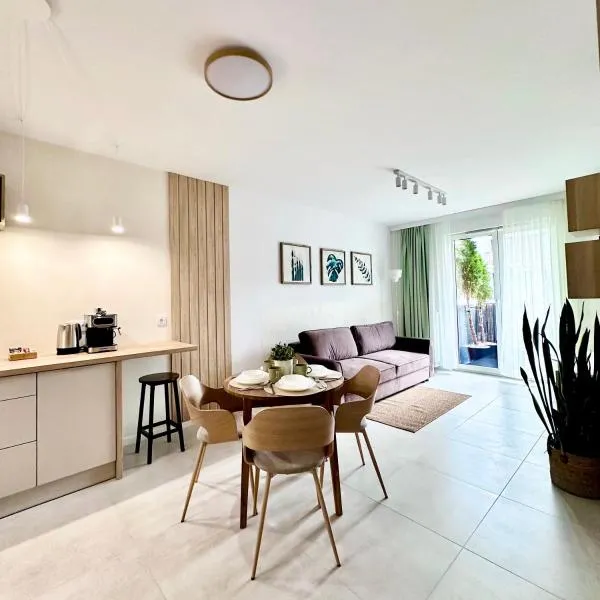 Apartment Chrzanòw，位于赫扎努夫的酒店