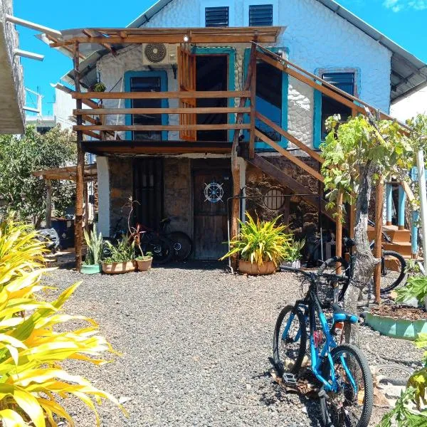 Apartamento completo para 8 personas, Casa Oasis Galápagos，位于巴克里索莫雷诺港的酒店