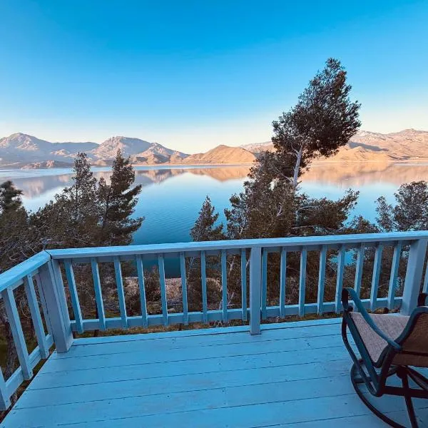 Gautche Point Guesthouse | Lakefront Retreat，位于Mountain Mesa的酒店