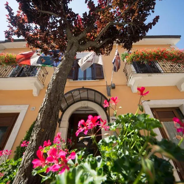 提格里奥酒店，位于Montenero Val Cocchiara的酒店