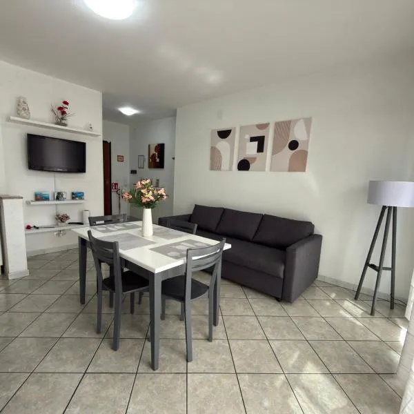 BelHome Apartment，位于雷焦卡拉布里亚的酒店