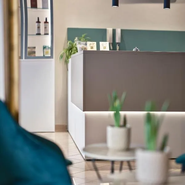 Hotel La Pace，位于阿夏诺的酒店