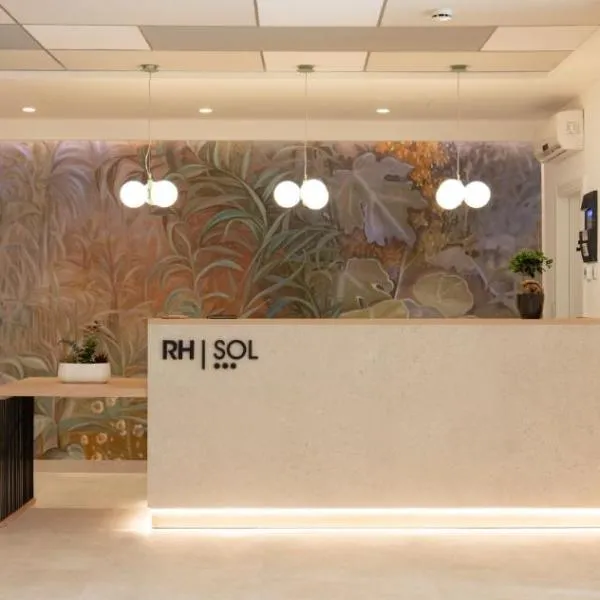 RH索尔酒店,位于贝尼多姆的酒店