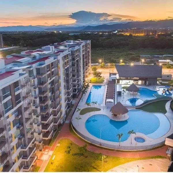 Condominio Familiar en Peñazul Ricaurte Multiples Piscinas，位于里考尔特的酒店