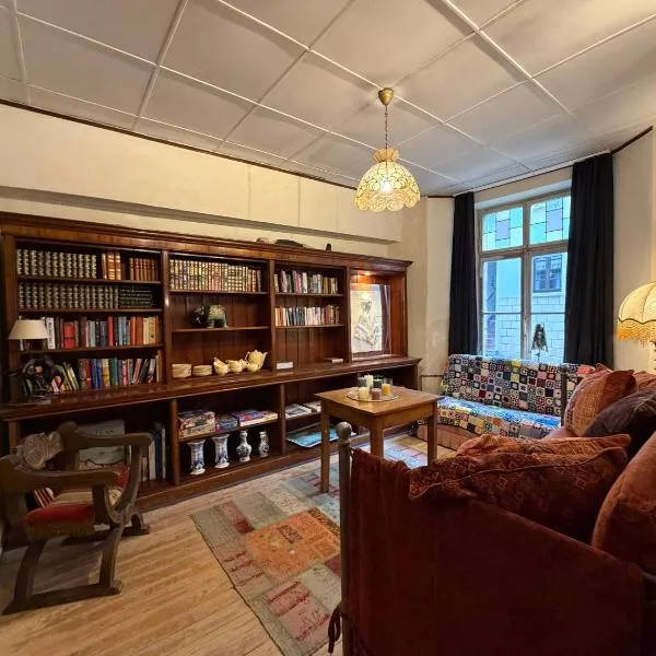 Our Hippie Castle Vianden - Unique Bohemian Guesthouse，位于维安登的酒店