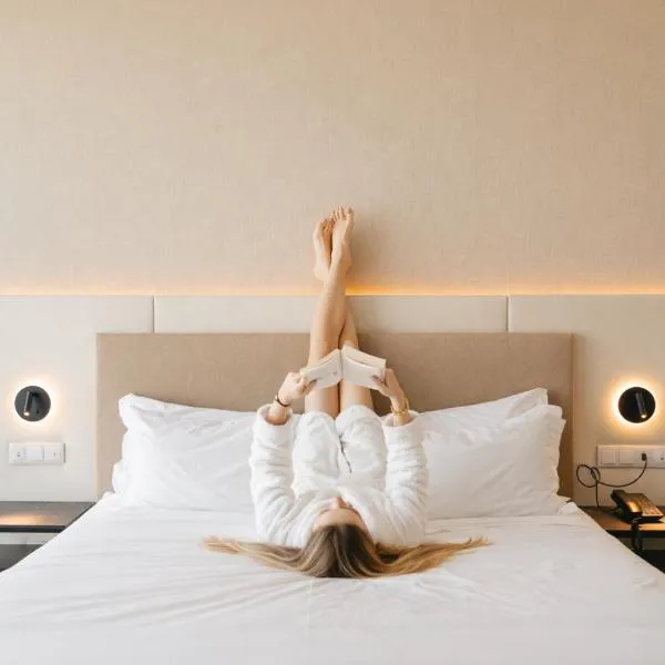 Oporto Fly Hotel，位于马亚的酒店