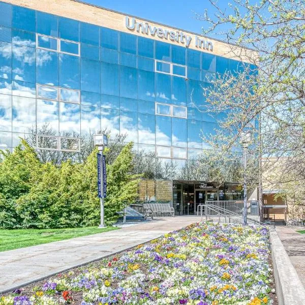 University Inn，位于洛根的酒店