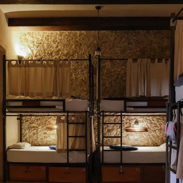 Hotel & Hostal Boutique Casa Garza，位于梅里达的酒店