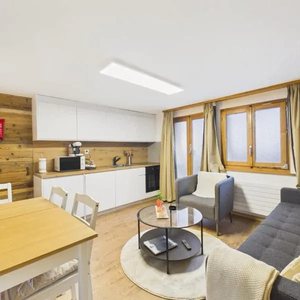 Charming vacation apartment near Zermatt，位于兰达的酒店