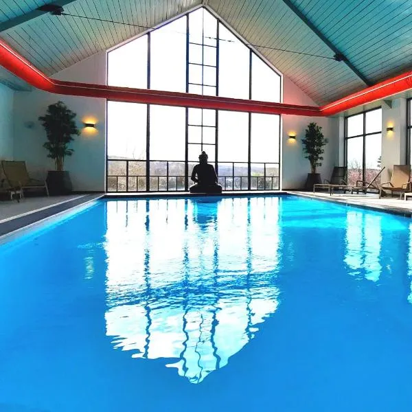 奥兹恩阿登纳酒店，位于杜柏的酒店