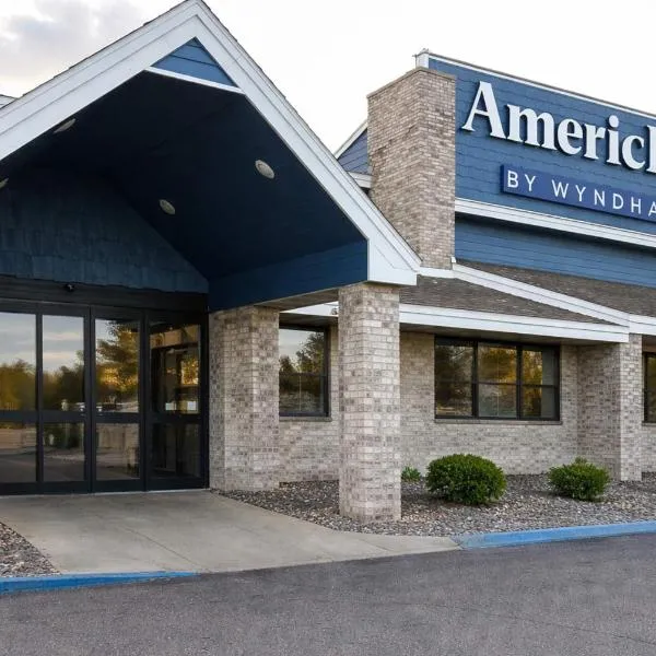 AmericInn by Wyndham Fergus Falls Conference Center,位于Fergus Falls的酒店