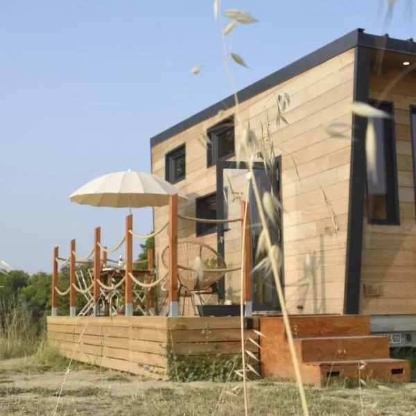 La Tiny House des Vignes du Château de Vauclaire，位于Meyrargues的酒店