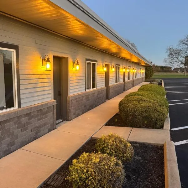 The Sandusky Melrose - Next to the Cedar Point Sports Center and Sports Force! Recently Renovated!，位于桑达斯基的酒店
