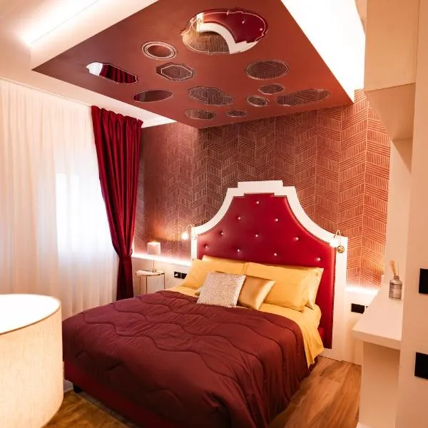 La Rondinella Boutique Rooms & Café，位于科里亚诺的酒店