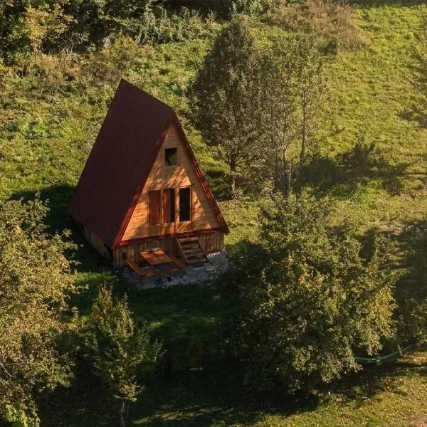 Tjentiste A-frame cabin，位于耶蒂斯特的酒店