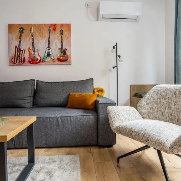 Surčin Central Stay，位于Surčin的酒店