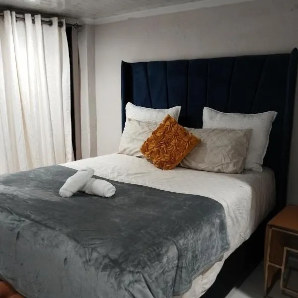 Soshanguve Lux Accom Room 03，位于Soshanguve的酒店
