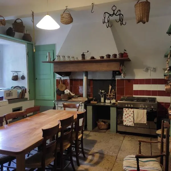 Maison Emile Teissier，位于Vébron的酒店