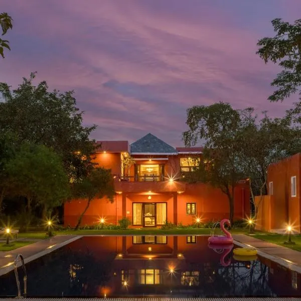 StayVista at Morbaugh Palace- Outdoor pool, WiFi & BBQ，位于斋浦尔的酒店