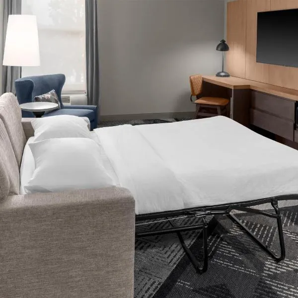 DoubleTree by Hilton Dayton Fairborn，位于费尔伯恩的酒店