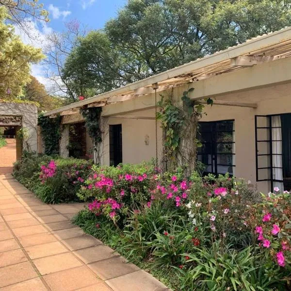 Kings Walden Garden Manor，位于察嫩的酒店