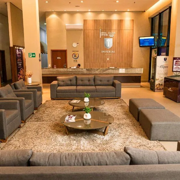Imperial Hotel,位于因佩拉特里斯的酒店